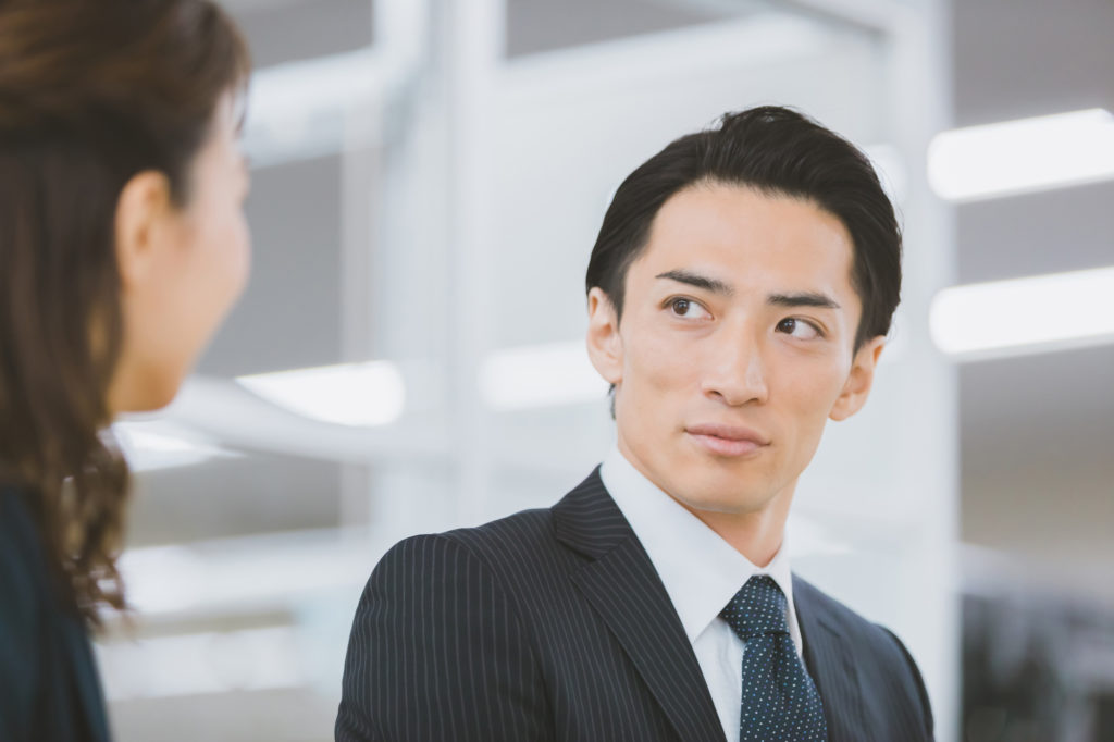 社内恋愛で相手に迷惑がられずに片思いを成功させる方法は Masayasu Ito Official